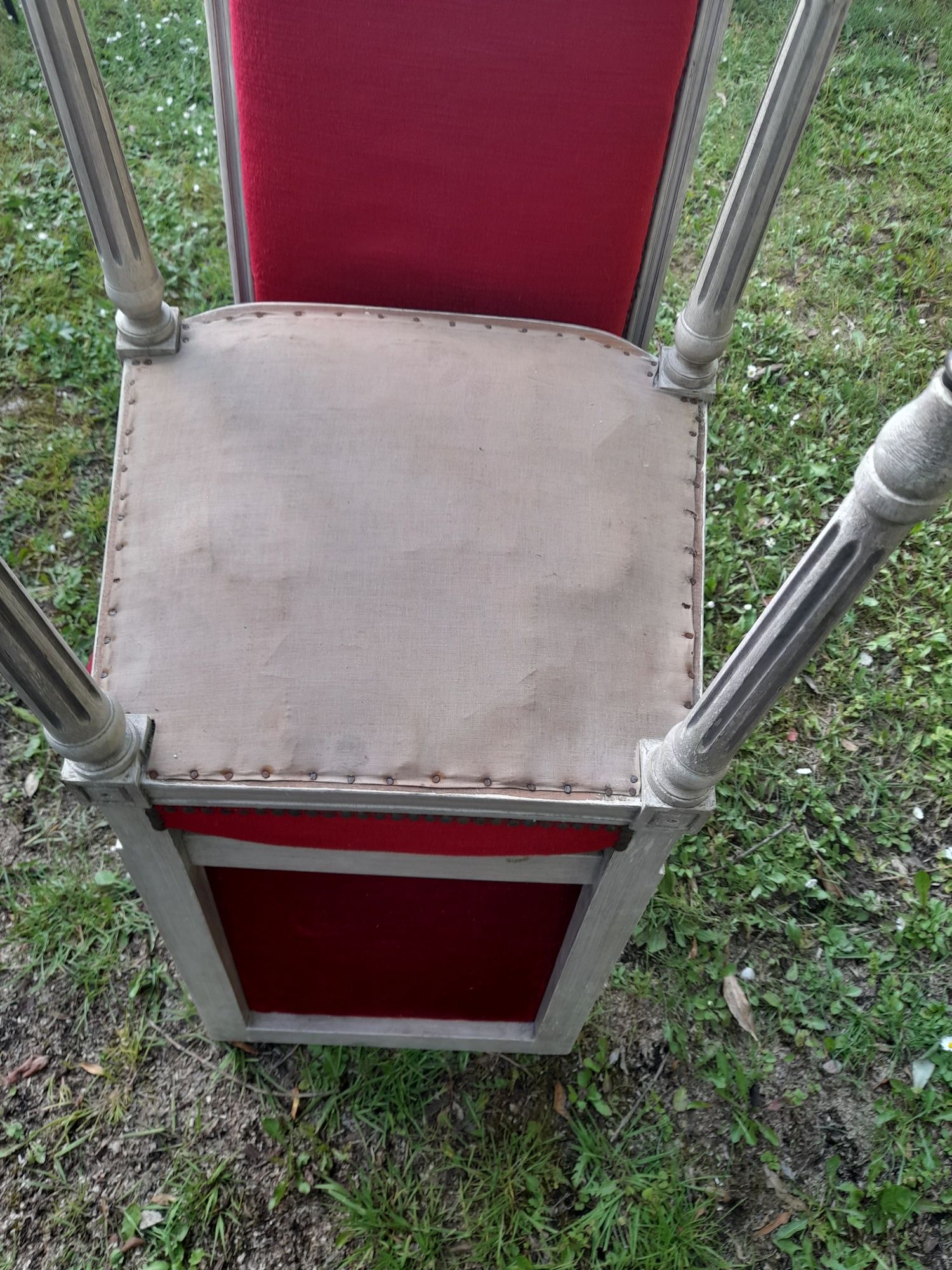 Krzesła PRLdo renowacji