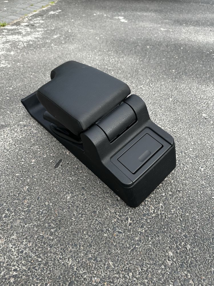 Podłokietnik bmw e36 stan idealny