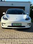 Tesla Model 3 Tesla Model 3 zadbana jak nówka polecam !!!