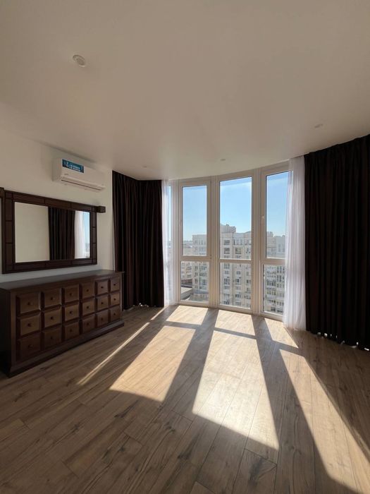 Продаж 3 кімнатної 2 рівневої квартири Рівьєра (Намыв)   ID- I14-2