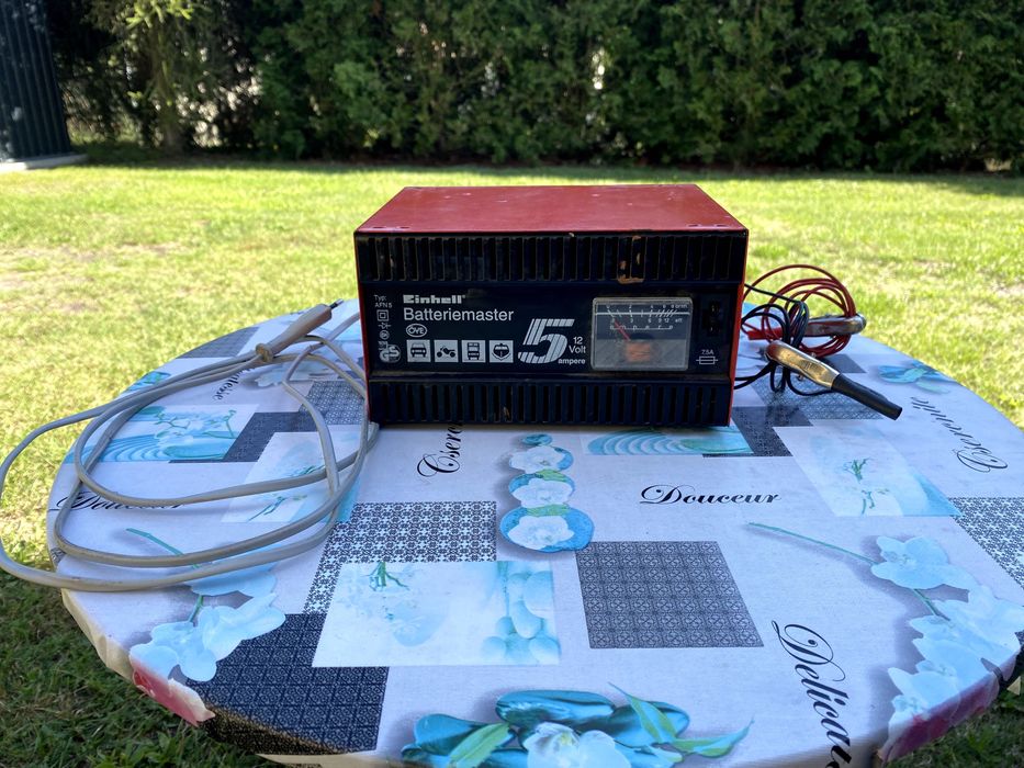 Prostownik Einhell Batteriemaster