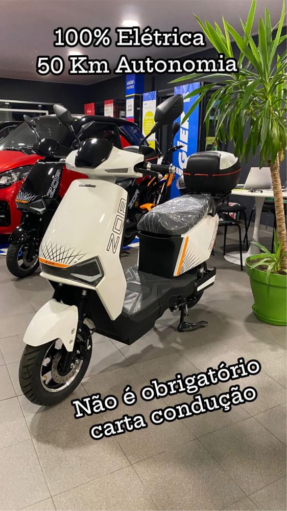 Scooter 100%  Elétrica , sem carta condução ( velicipede bicicleta )