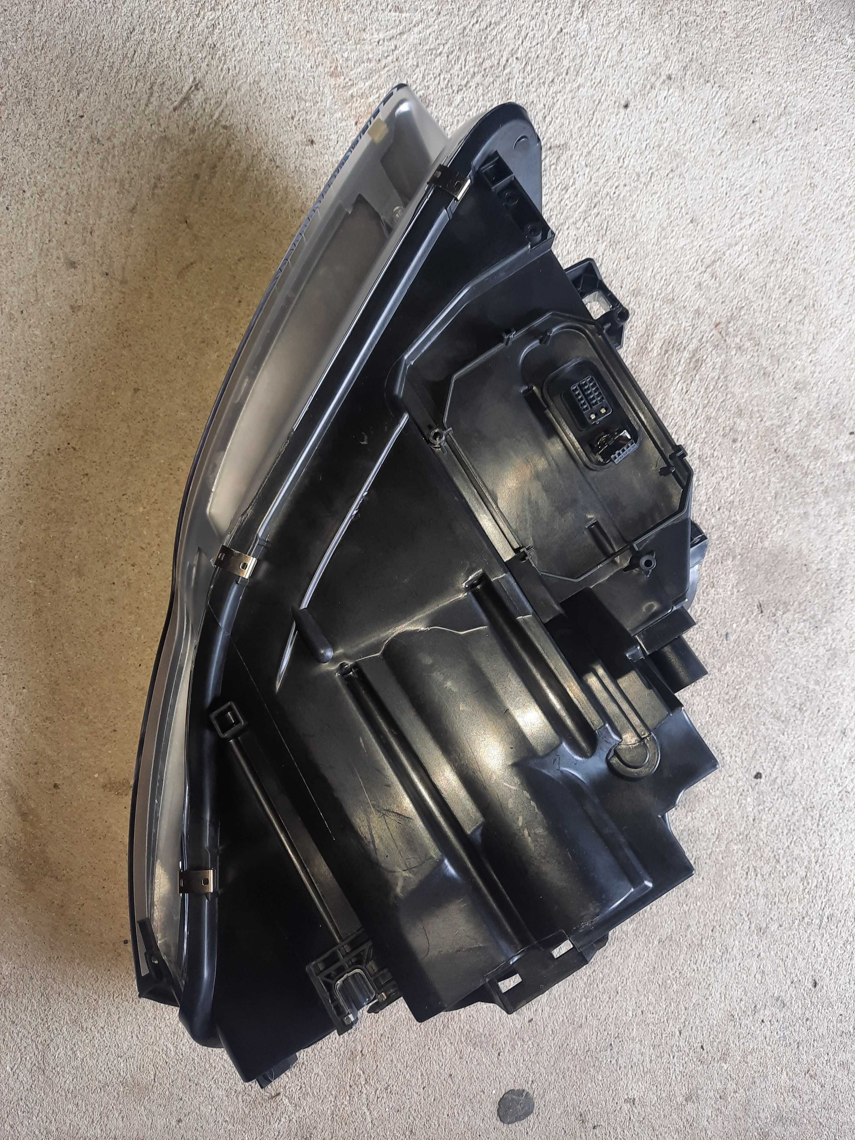 Farol xenon audi a4 b7