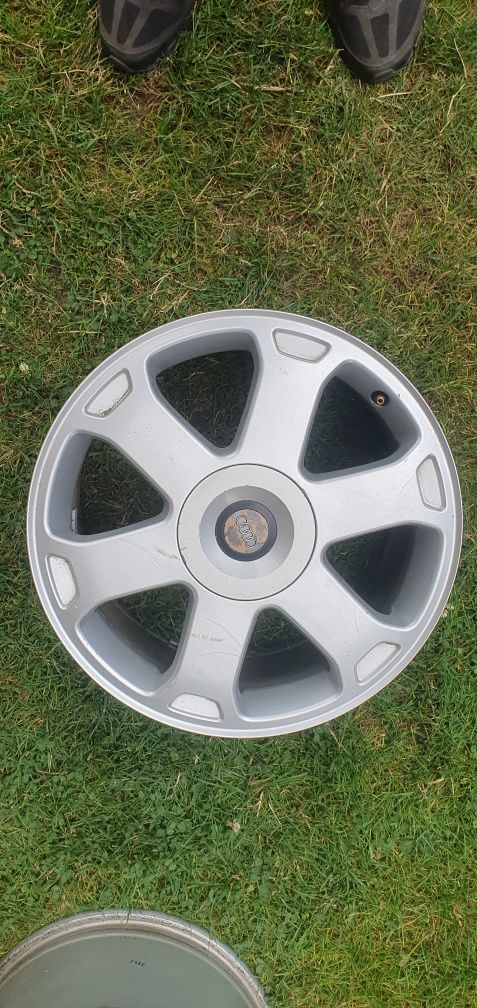 Felgi audi S6 C5 AVUS 8x17 cali 5x112 et35 4B3.601.025B