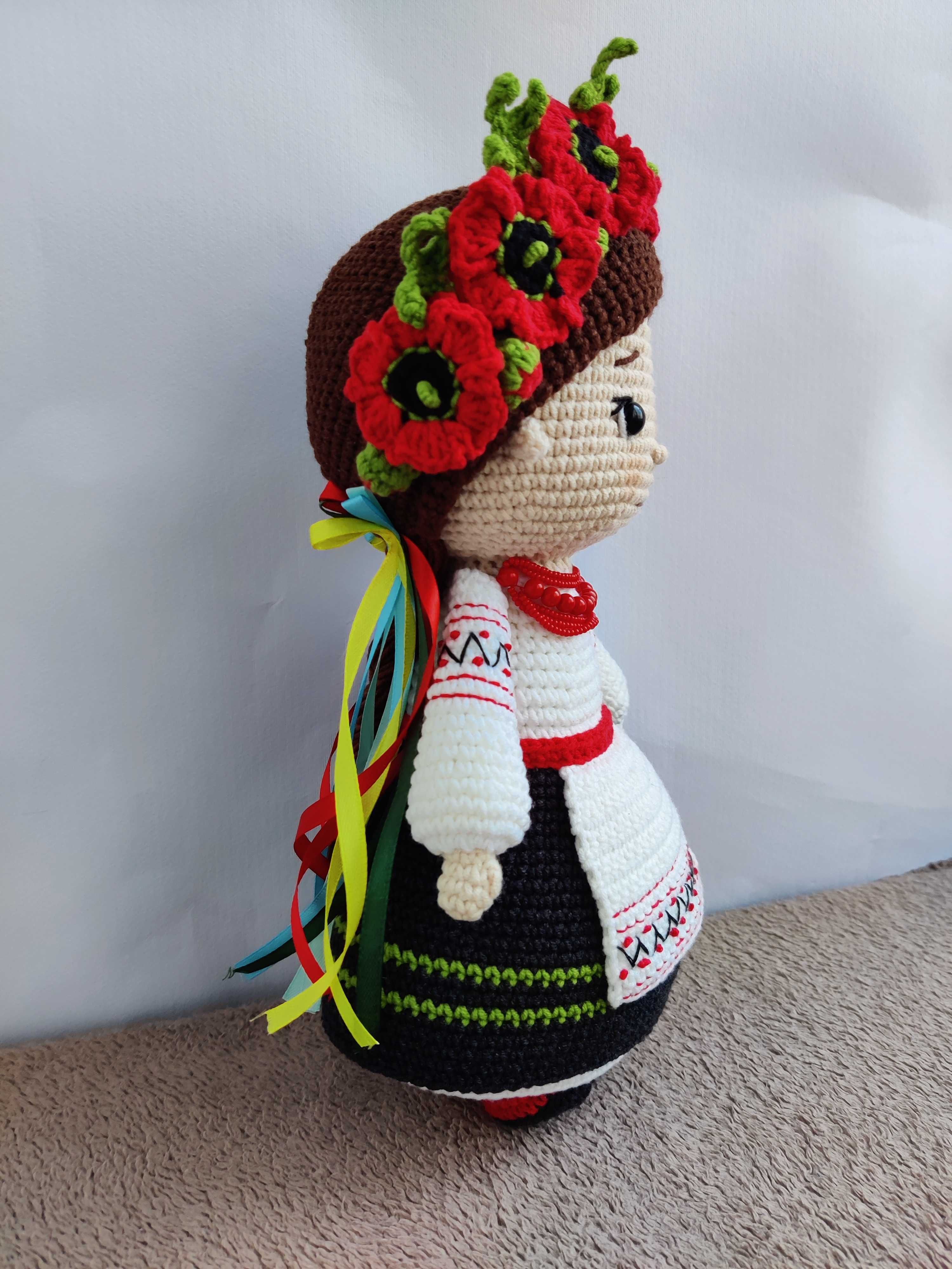 Лялька Українка ручної роботи в'язана іграшка