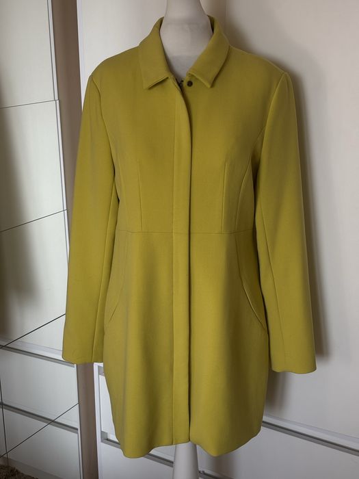 Nowy limonkowy plaszczyk wiosenno-jesienny marki Orsay rozm 42/44