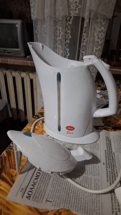Електричний чайник MBM GOLD.