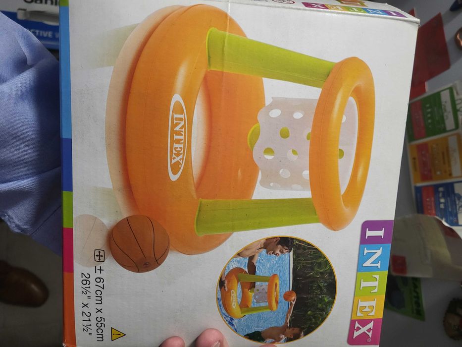 CESTO de basket piscina Insuflável e flutuante, marca INTEX - 67X55 CM