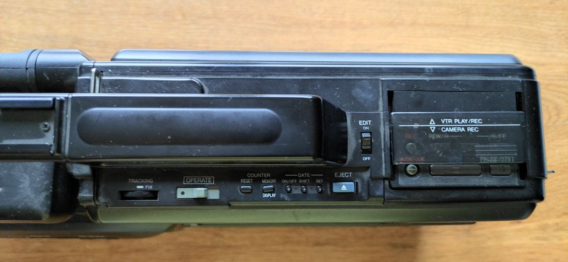 Kamera Panasonic NV-M5 VHS