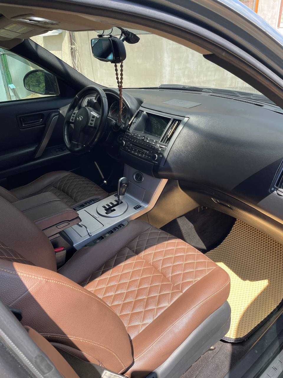 продам Infiniti FX35