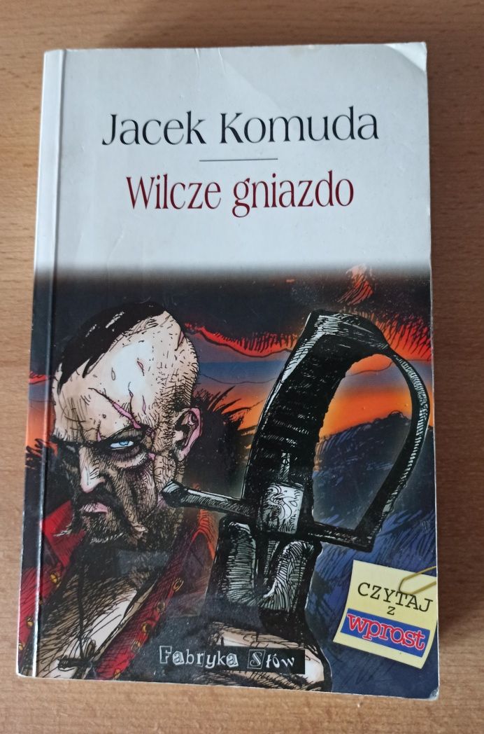 Jacek Komuda - Wilcze Gniazdo książka fantastyka