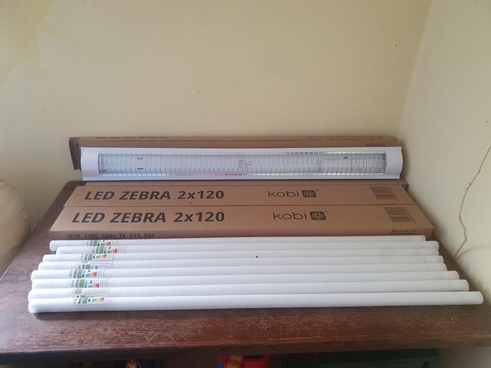 Nowy Zestaw oświetleniowy LED oprawa ZEBRA 2 x 120 +2x Świetlówka LED