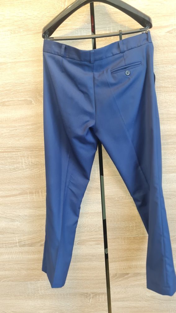 Garnitur Jankes moda 44/158
