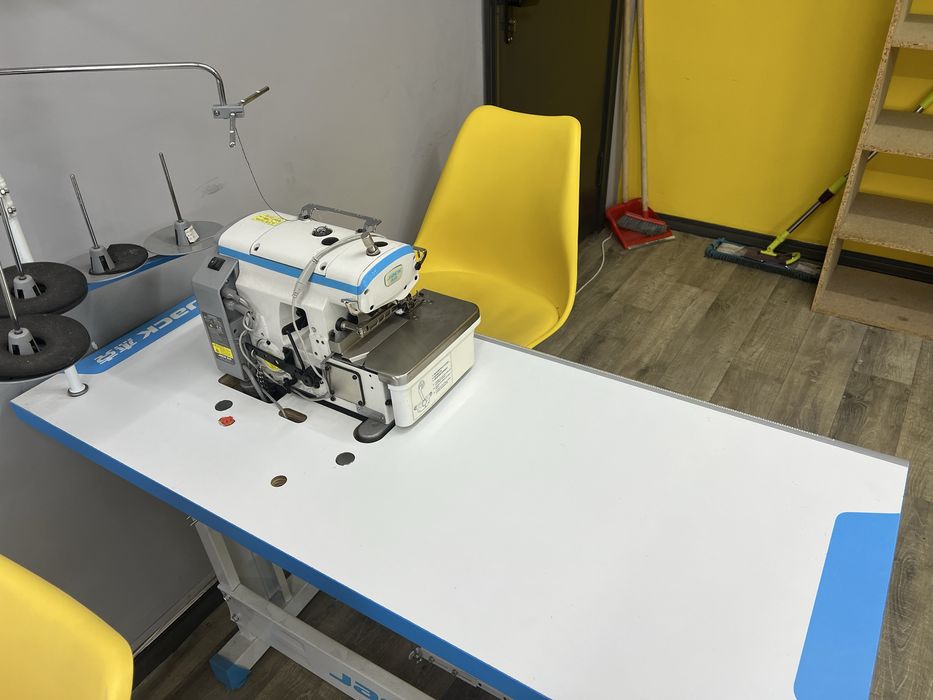 Прямострочка Оверлок швейні машинки