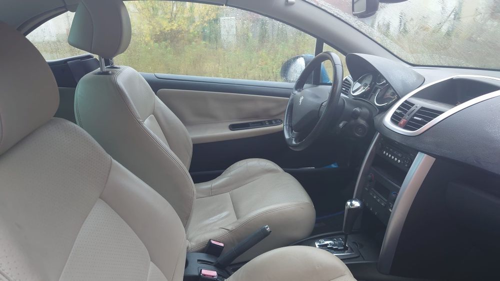 Kabriolet Peugeot 207 CC Platinum, nowy TÜV