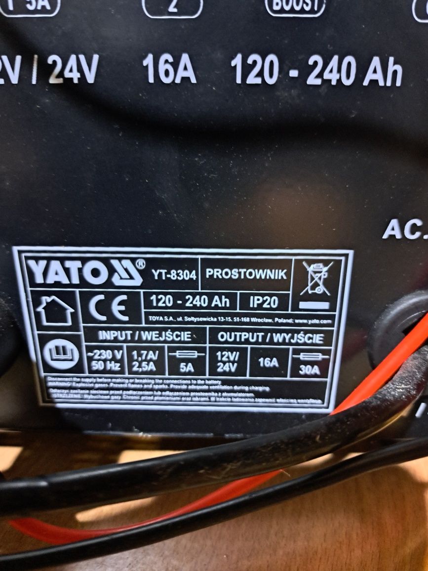 YATO YT-8304 prostownik/24V 16A 240Ah rozruch
