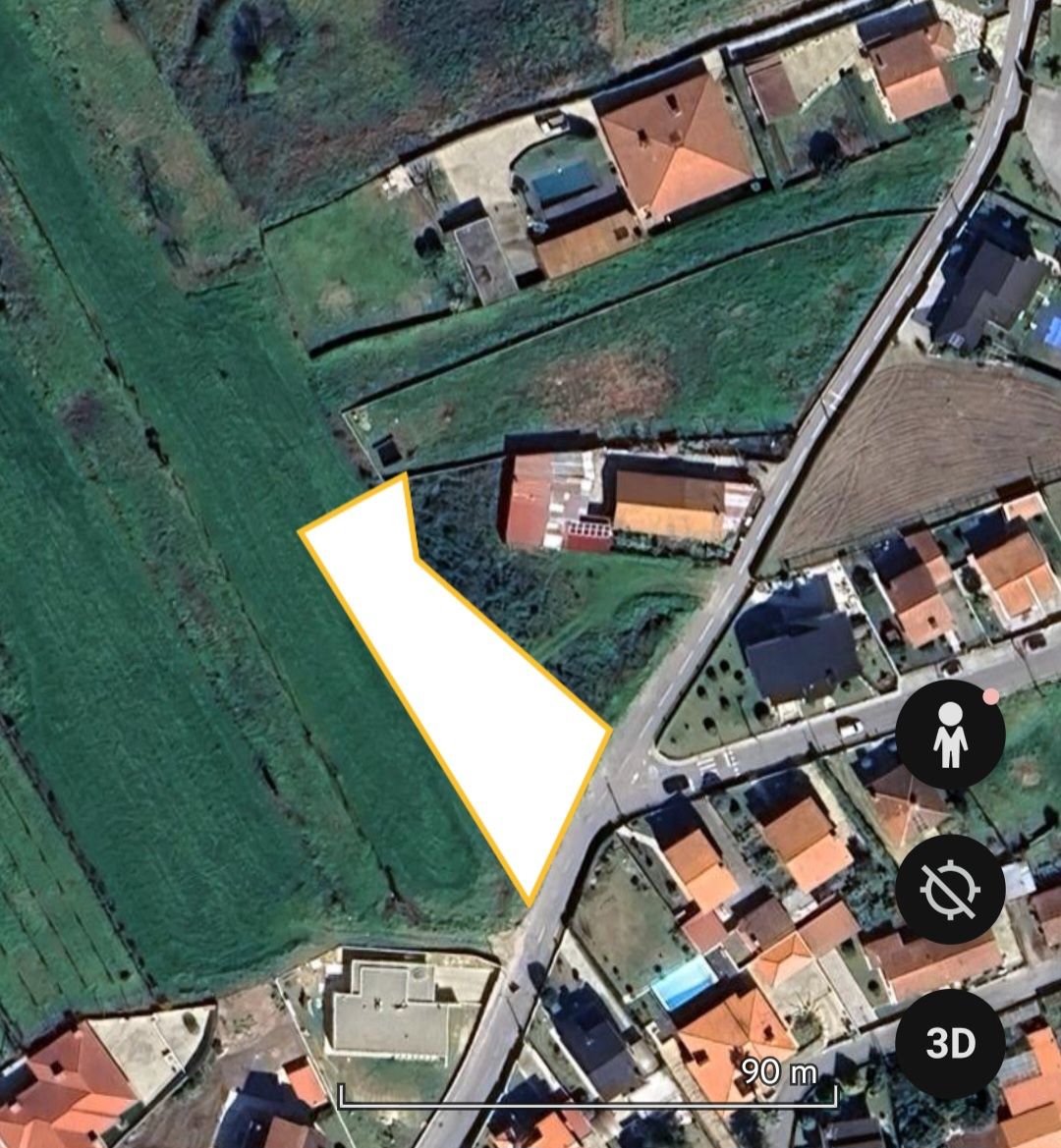 2 Lotes de terreno 1158 m2 e 1390 m2