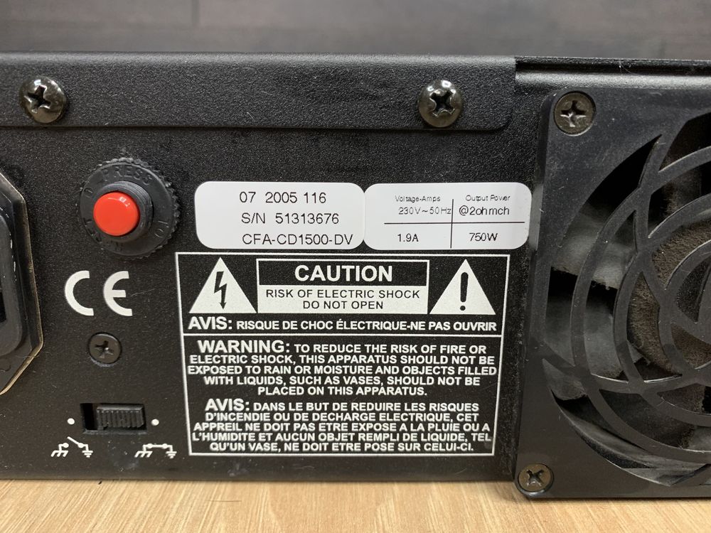 Потужний  професійний підсилювач класу D 1500Вт Crest audio SD1500