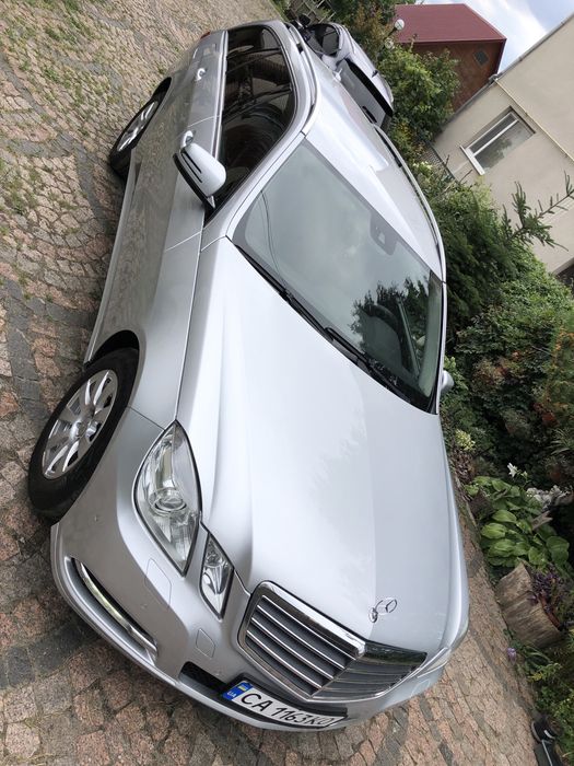 Merсedes Bensz 212 E-300 ,2012р дизель+гібрид!!