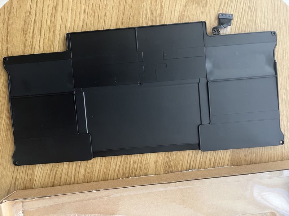 Акумулятор Apple A1496 для MacBook Air 13" 2013-2017