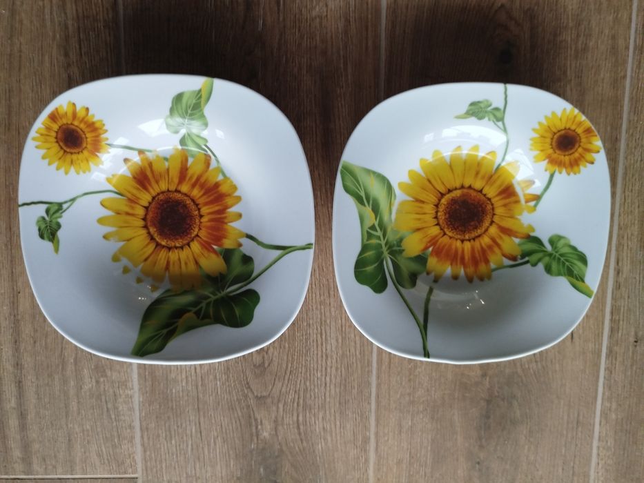 2 talerzyki glebokie