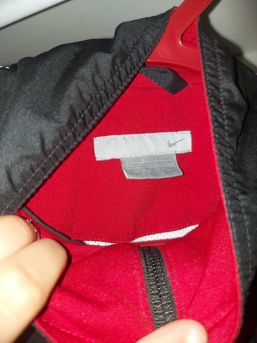 casaco retrô da nike