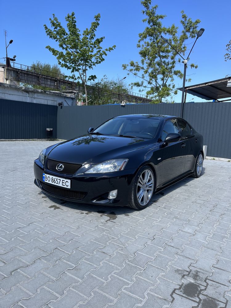 Lexus is220d diesel