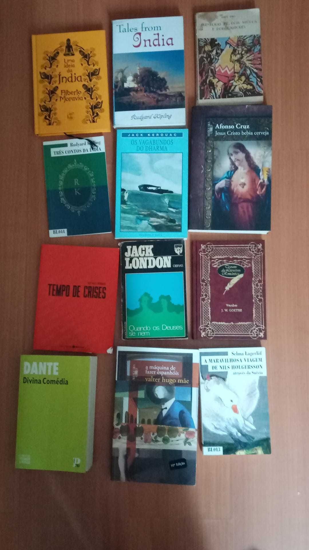 Livros de vários autores