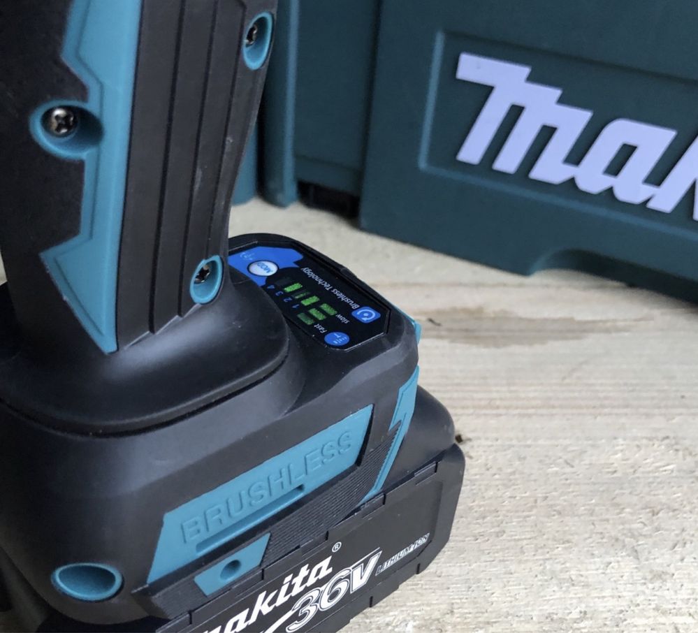 Безщітковий  гайковерт Makita DTW500BL 36v 500nm, 2в1 біти та головки