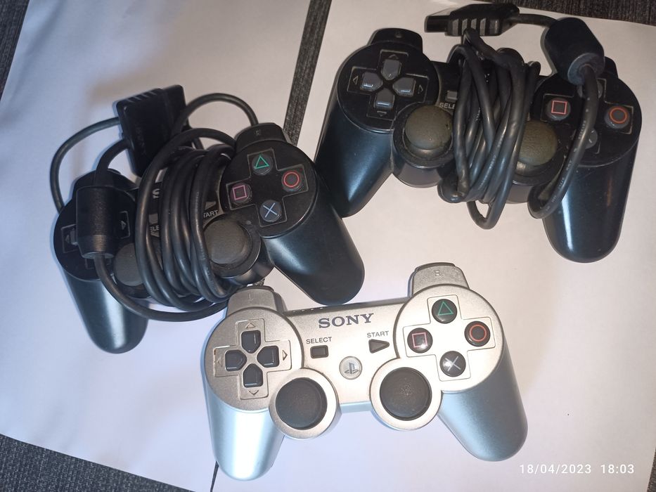 Duas ps2 3 comandos 6 cartões de memoria..ler descrição!!!