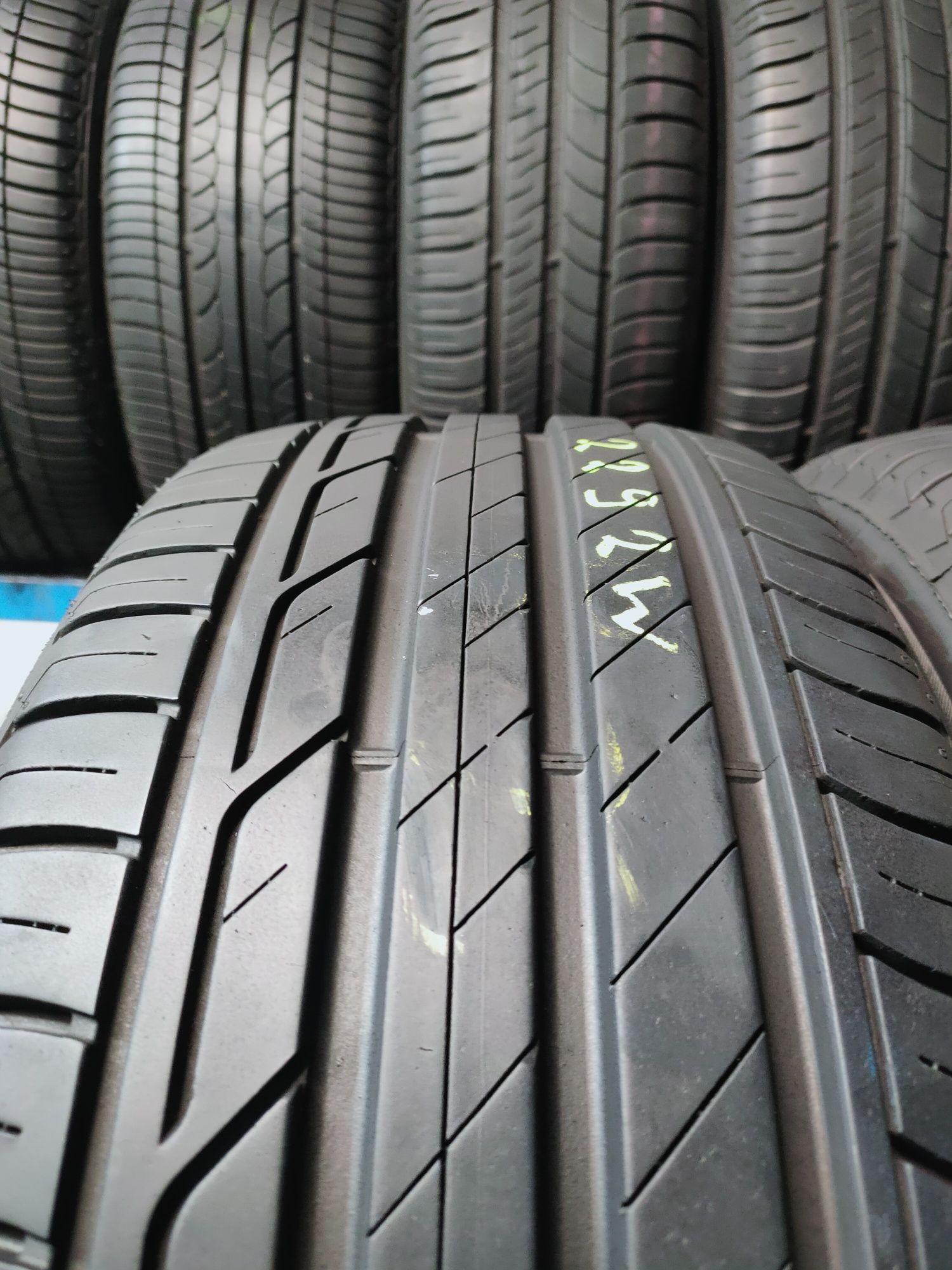 215/50R18 Bridgestone Turanza T001 z 2022r 7,5mm