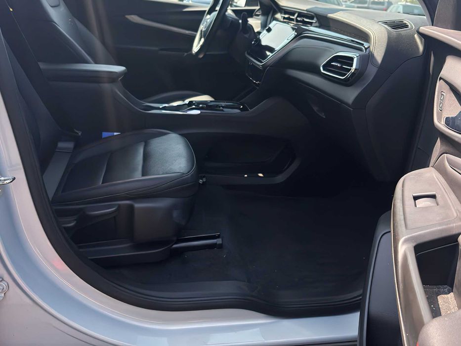 Chevrolet Bolt EUV LT FWD      2023