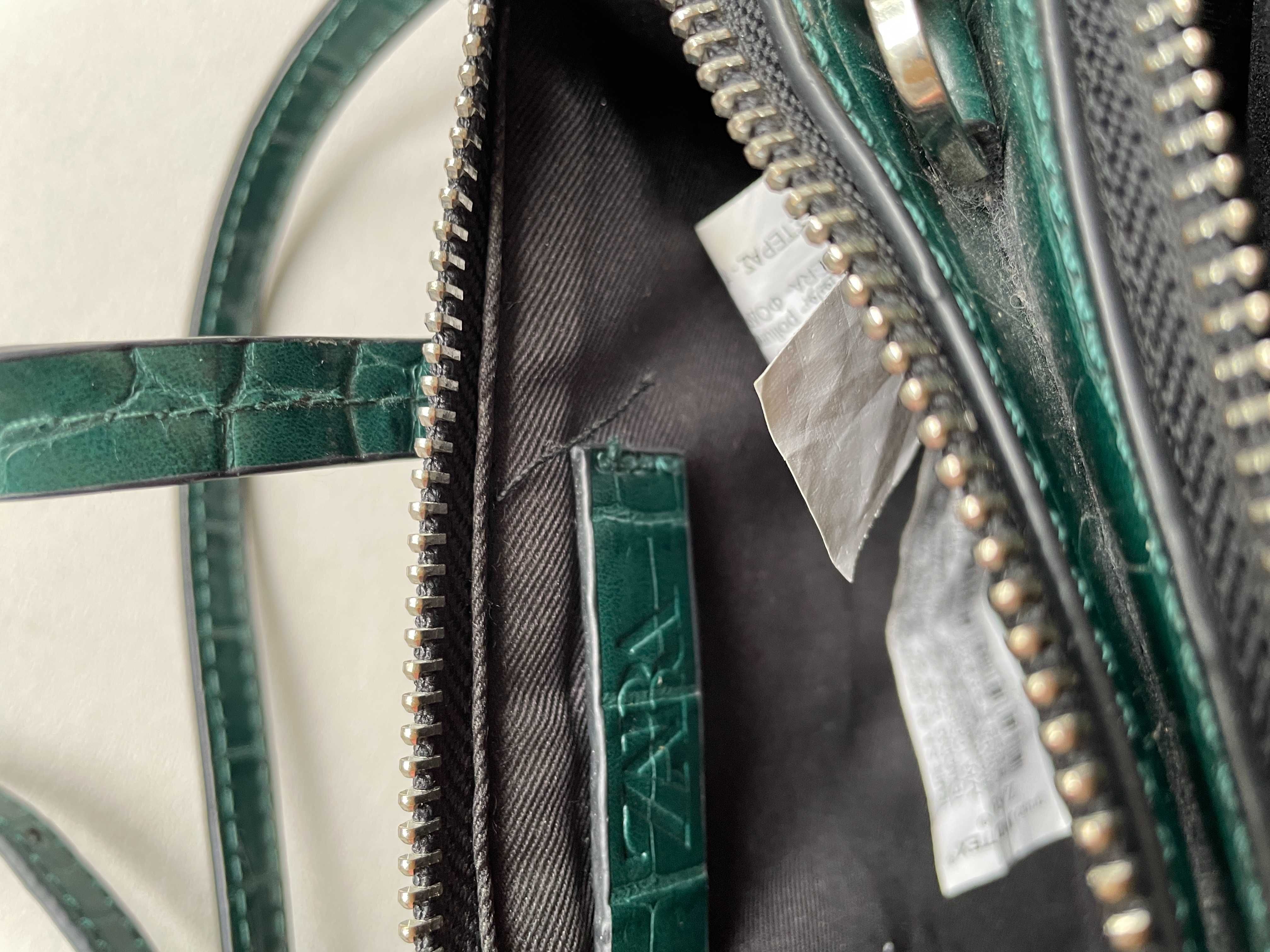 ZARA mini torebka damska zielona krokodyli deseń 2 komory pasek