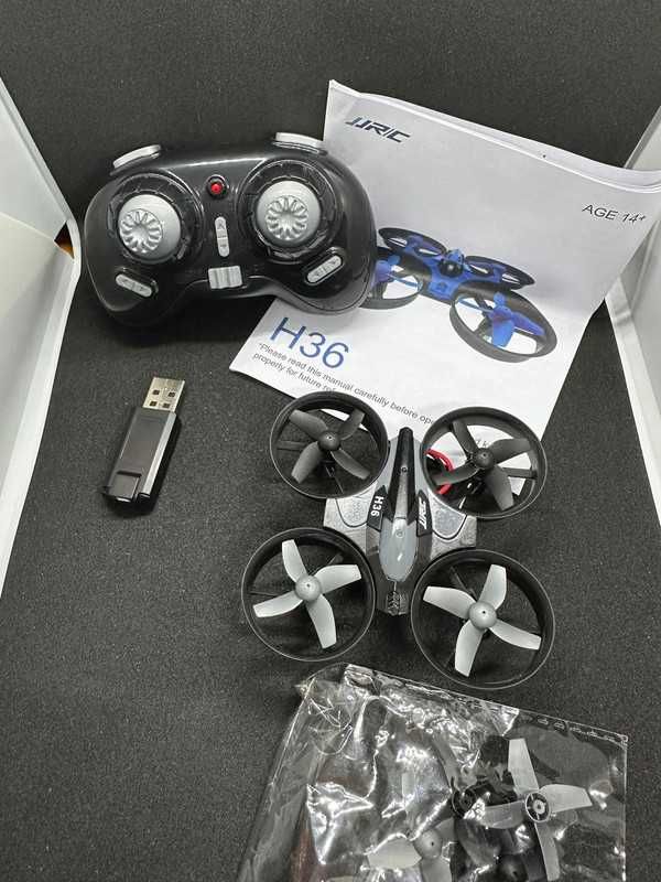 Okazja! Nowy Mini Dron do Tricków Wysokiej Jakości - Wielka Frajda!