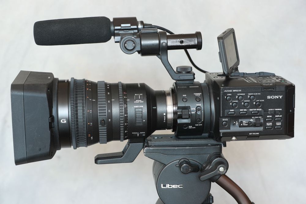 Sony 18-110/4 не sel GM  E 4/PZ 18-110 G OSS SELP18110G