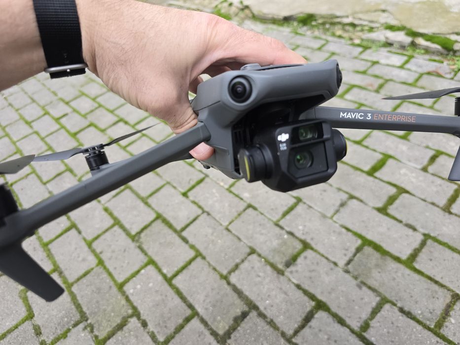 Mavic 3 Enterprise (3e) в комплекті