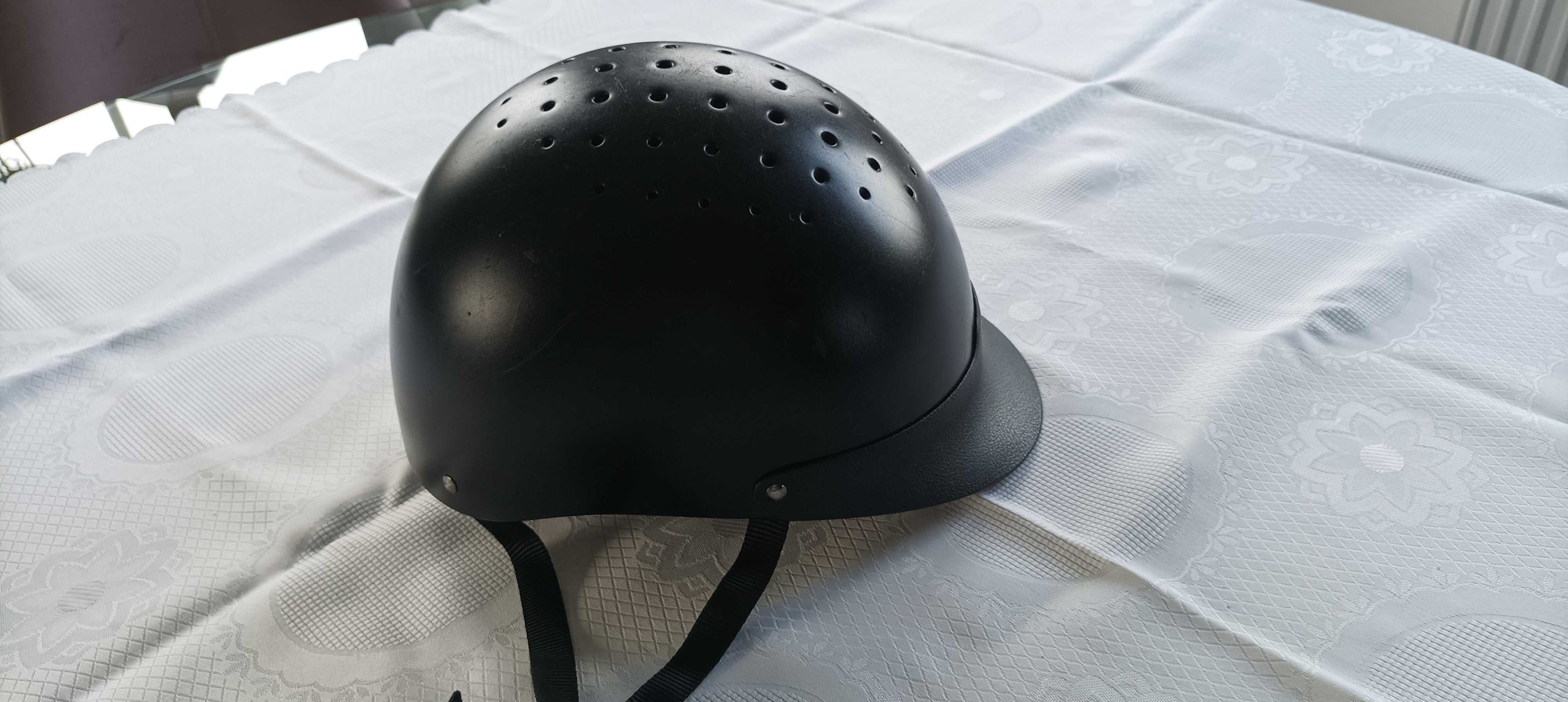 Kask jeździecki Fouganza M 55-58 CM