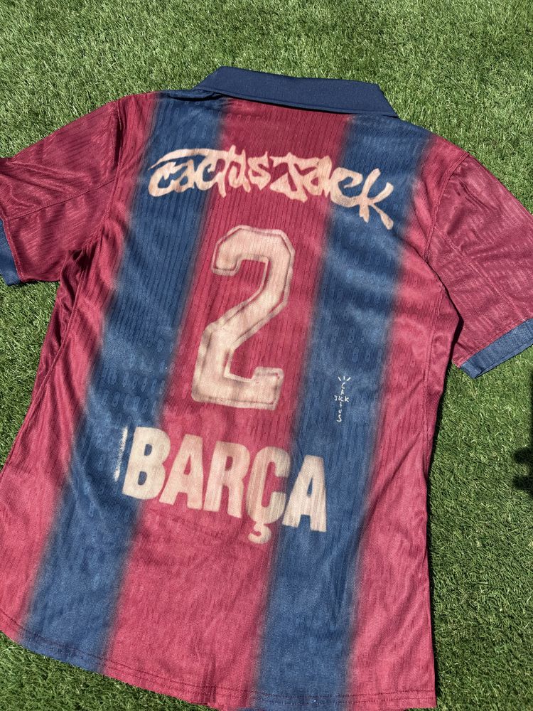 Camisola Travis Scott Cactua Jack e Barcelona
