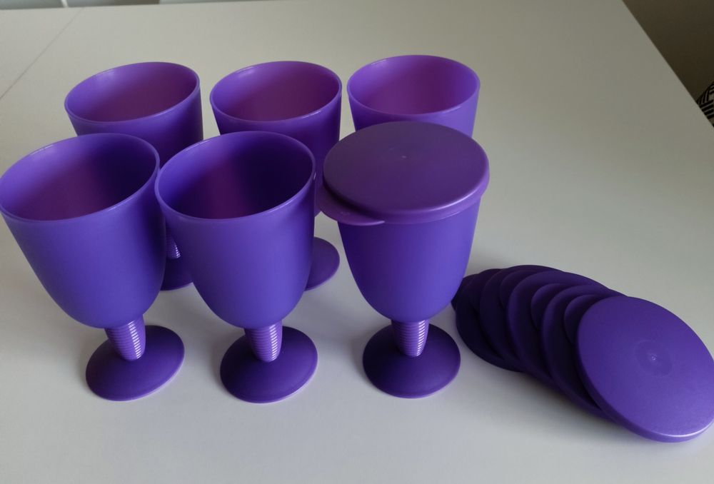 Tupperware zestaw pucharków NF z pokrywkami 6 szt pojemnik
