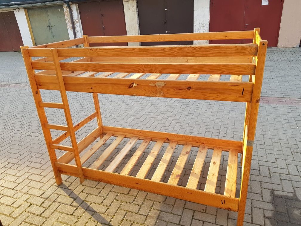 Łożko piętrowe , lub 2 pojedyńcze