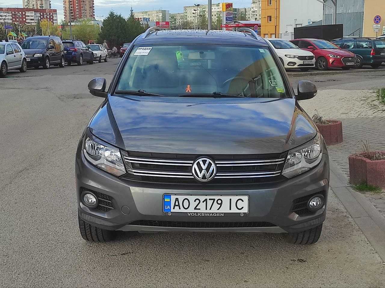 Volkswagen TIGUAN SE 2012