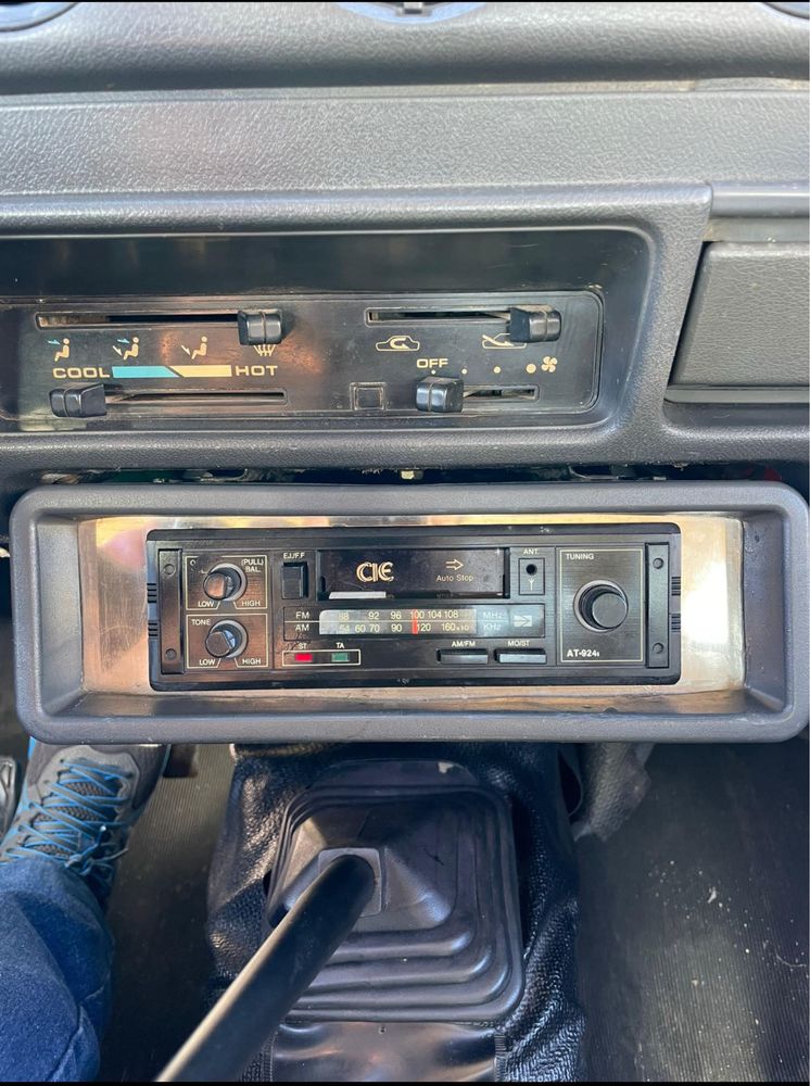 Suzuki santana sj410