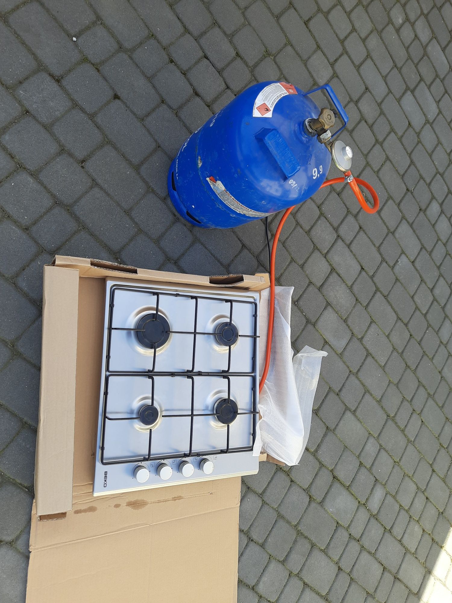 Plyta gazowa z butla gazu