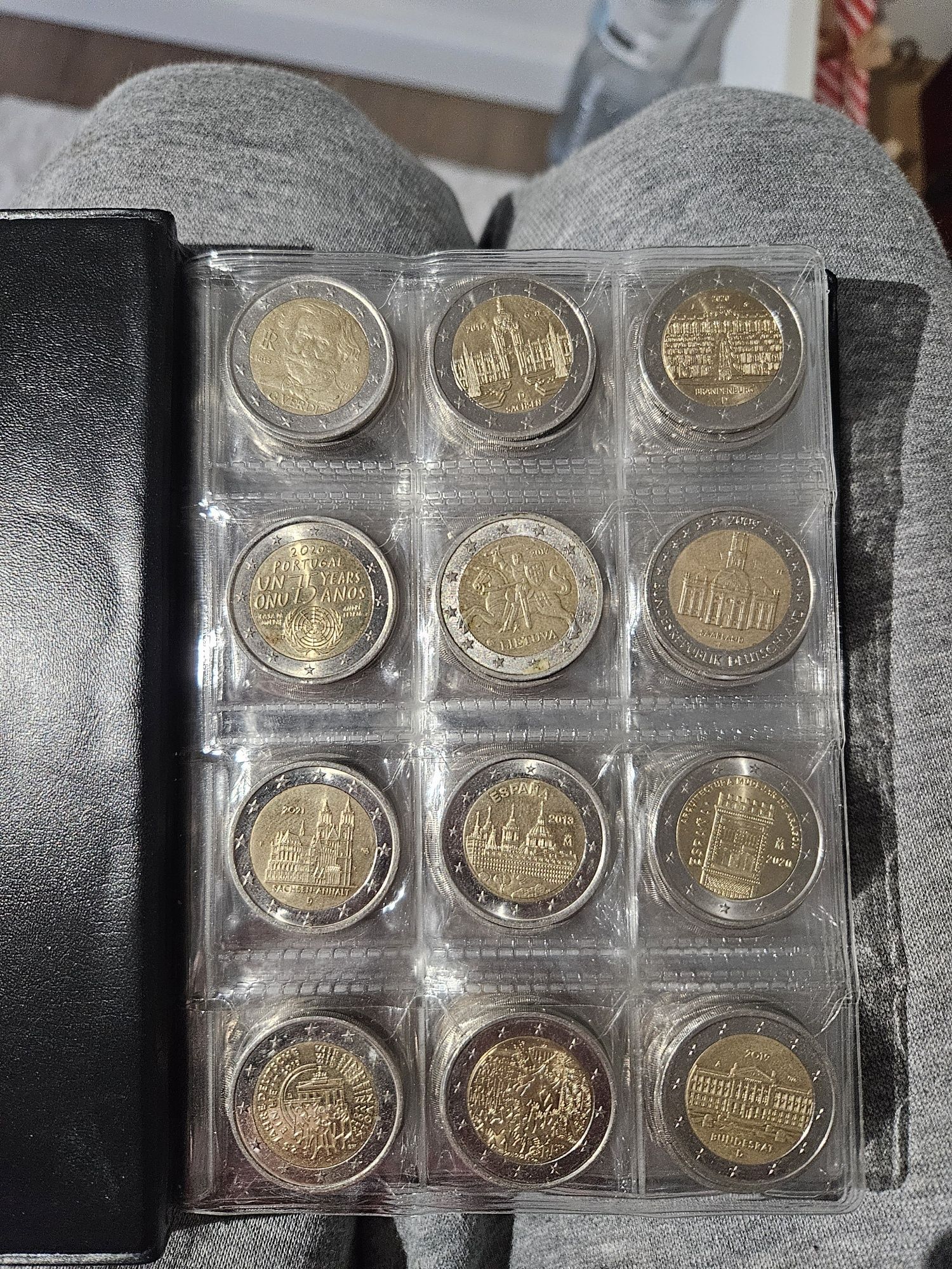 Moedas 2 euros...