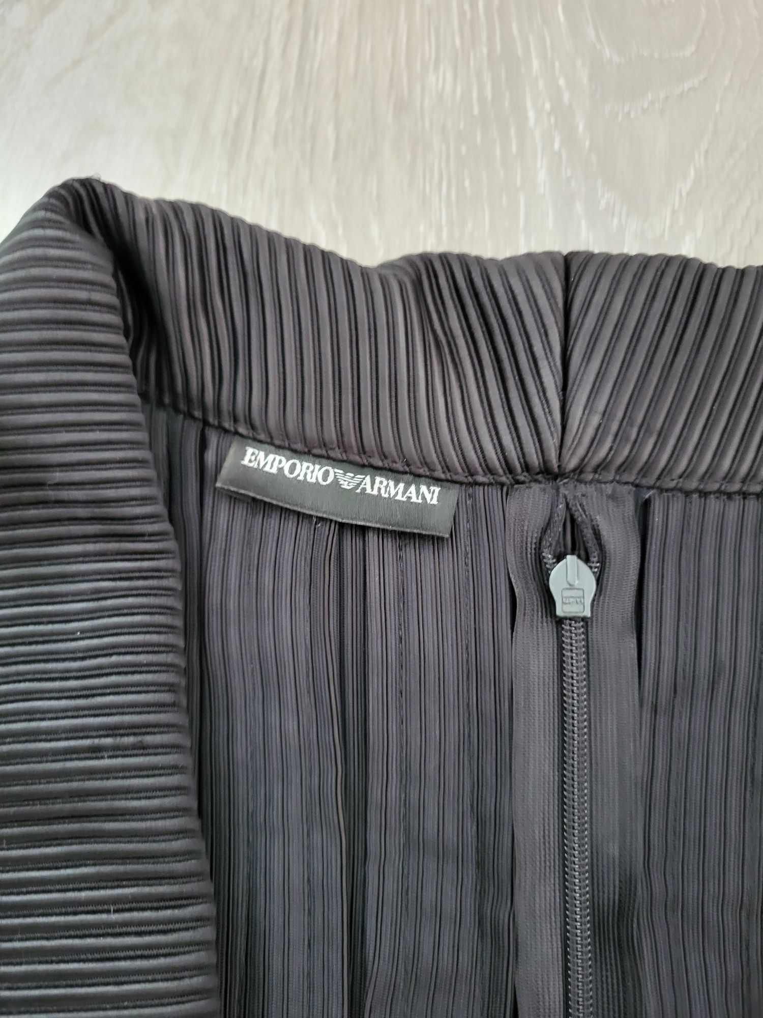 Sukienka Emporio Armanii vintage rozmiar S/M lśniąca elegancka
