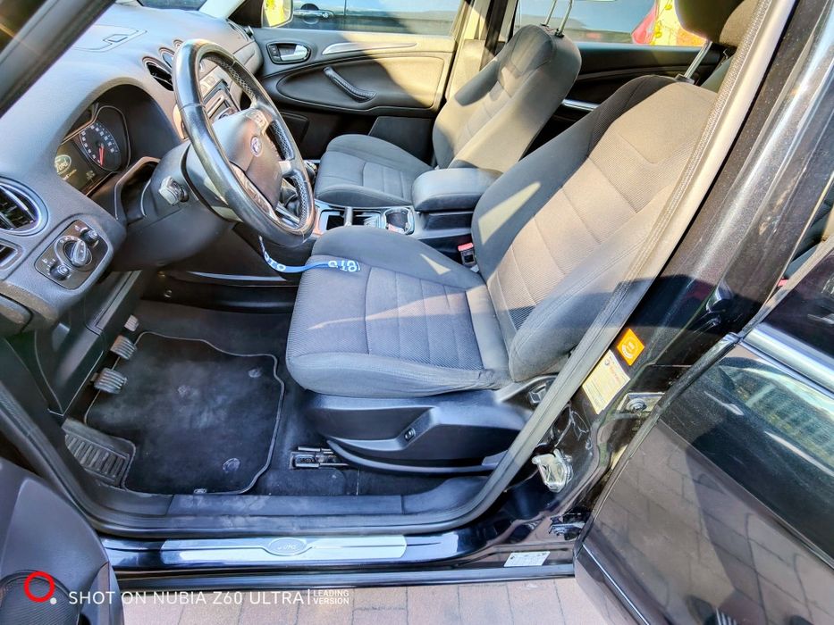Śliczny Ford S-Max 2014r Panorama Converse+ 7 osobowy