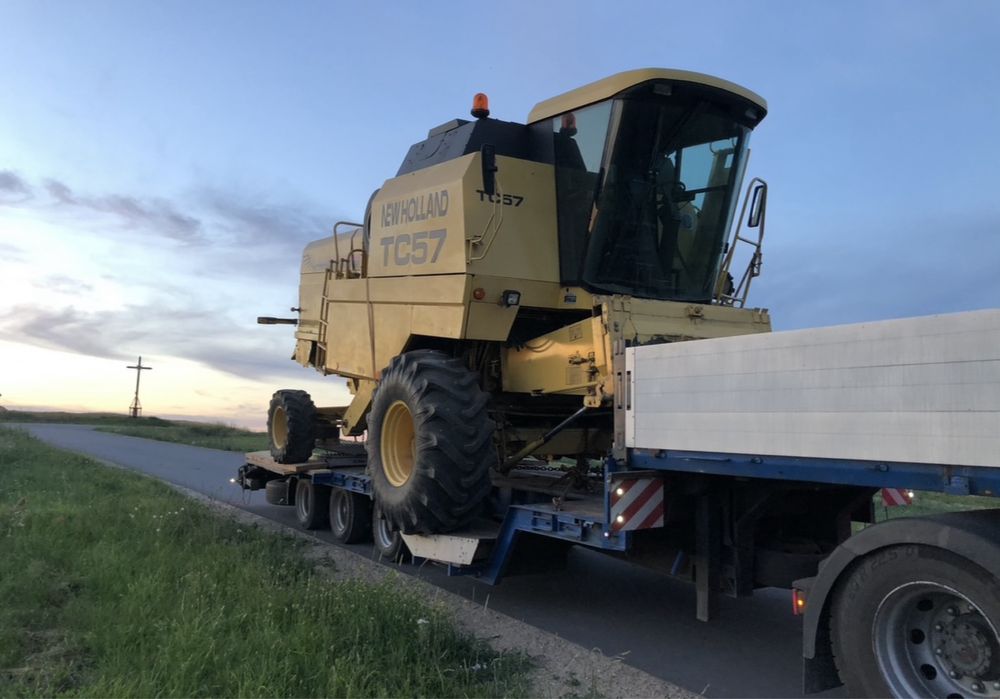 Transport maszyn rolniczych Kombajnów Sieczkarni Traktorów