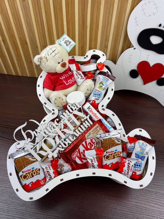 ШОК ЦІНА! Подарунок для дівчини / Подарунковий бокс з солодощами