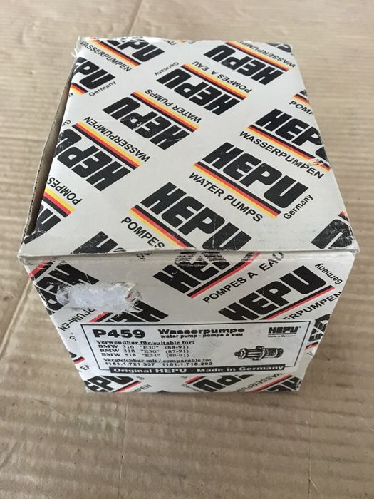 Помпа БМВ Нова HEPU BMW 1.6-8 e30 316i 318 e34 518i водяной насос P459
