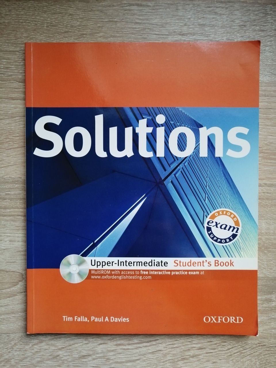 Solutions Student's book